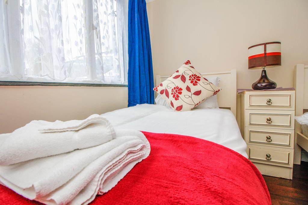 Harris Guest Accommodation Oxford Exterior foto